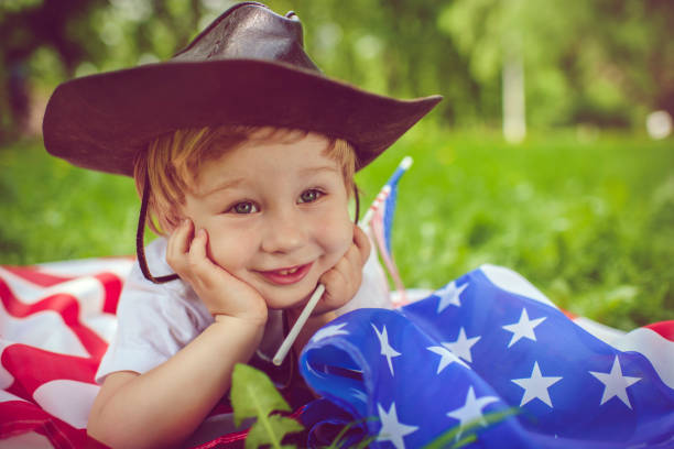 istock Little boy celebrating USA Independence day 955144282