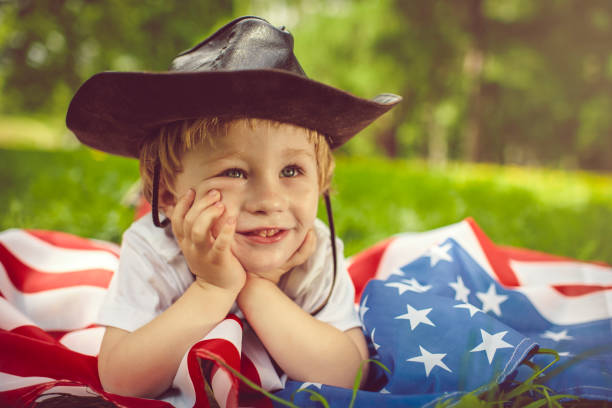 istock Little boy celebrating USA Independence day 955144298