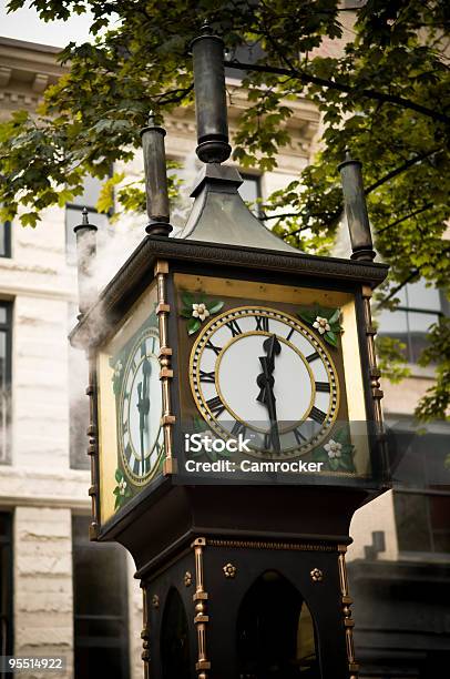 Relógio De Vapor - Fotografias de stock e mais imagens de Canadá - Canadá, Colúmbia Britânica, Condensação