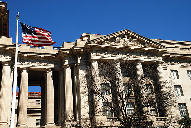 istock Government building exterior Washington 95523042