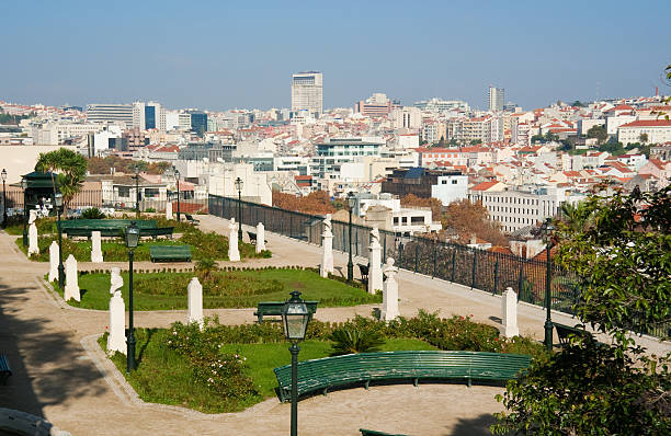 Jardim San Pedro de Alcântara de Lisboa - foto de stock