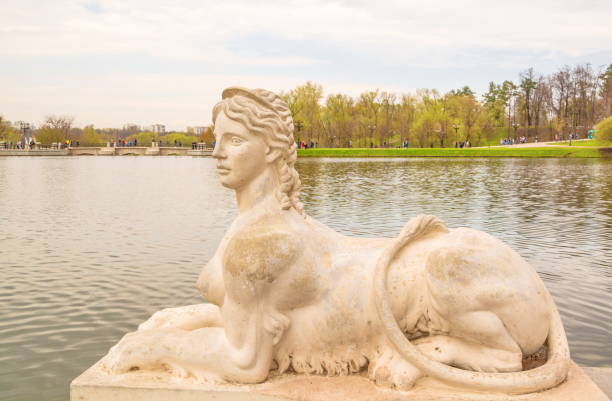 istock sculpture of the Sphinx 955276942