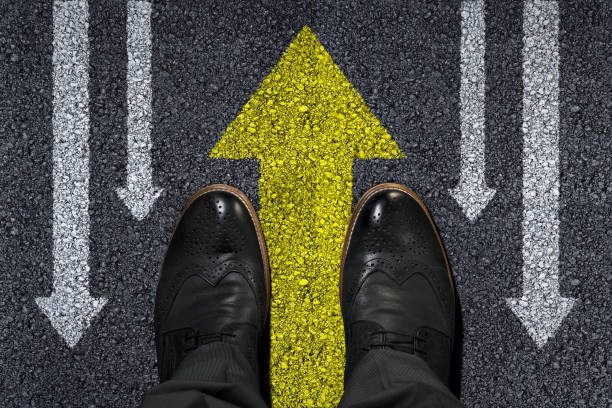 istock Old Way or New Way Concept in Business 955291108