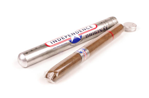 istock KAUNAS, LITHUANIA - DECEMBER 29, 2017: Original Independence Tubos Cigar 955314332