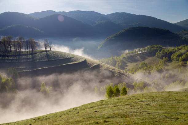 istock Spring foggy morning above Aries Valley, Apuseni Mountains 955417334
