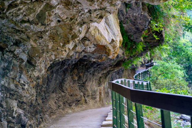 istock Shakadang Trail, Taiwan 955424442