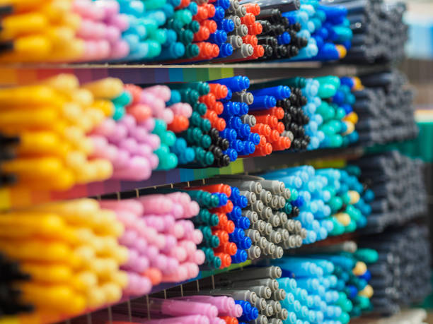 istock Colorful marker pen stacking on the stall. colorful concept. 955439738
