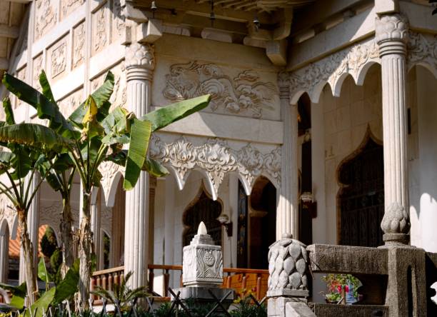 Yuantong Temple's garden (Kunming, Yunnan, China)