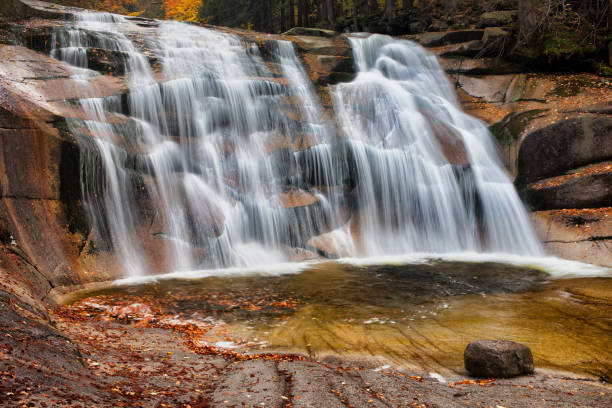 istock Mumlava Waterfall in Autumn 955495270