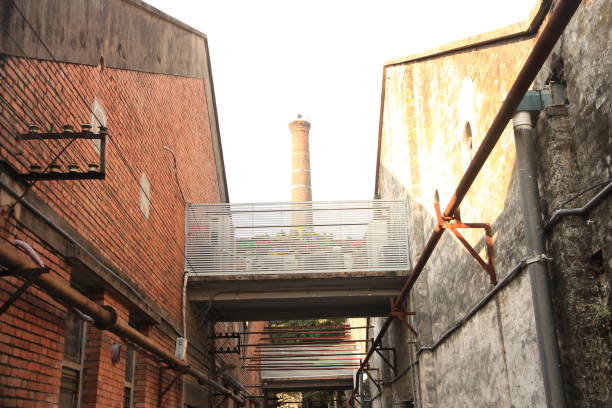 istock Old Factory in Guangzhou, China 955603686