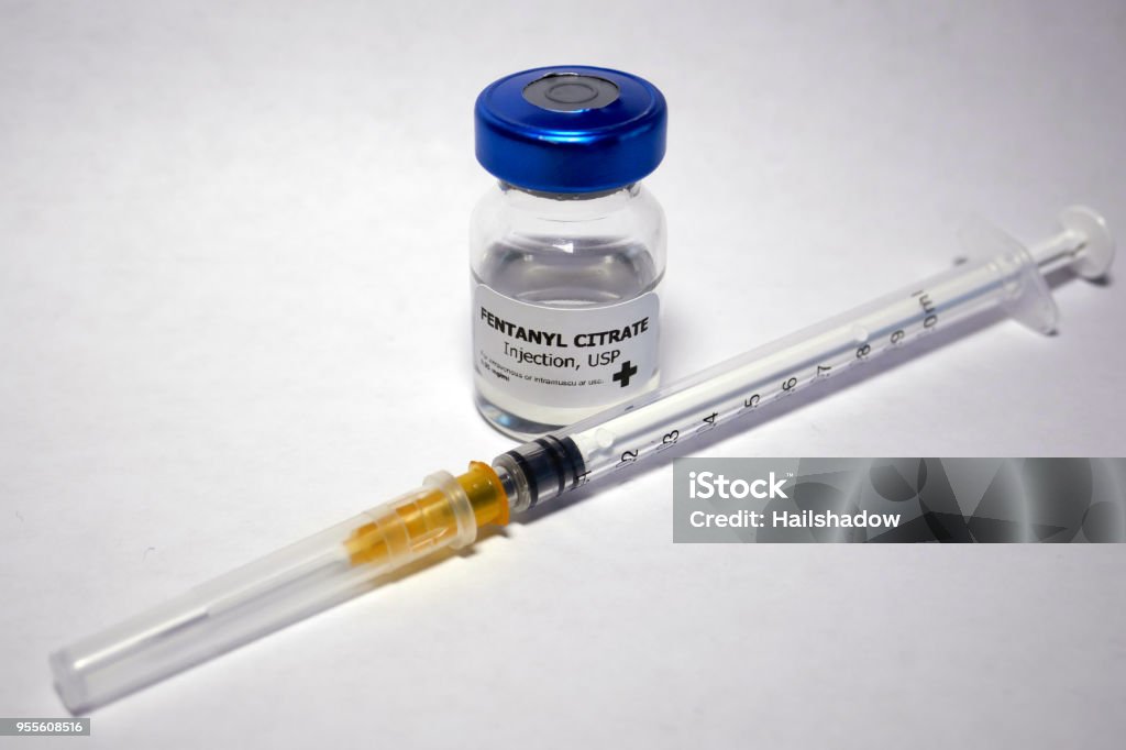 Fentanyl analgesic Fentanyl - a substance that acts on opioid receptors and is primarily used for pain relief and anesthesia. Fentanyl Stock Photo