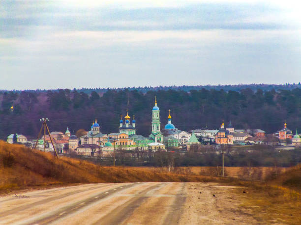 The road leading to the ancient monastery