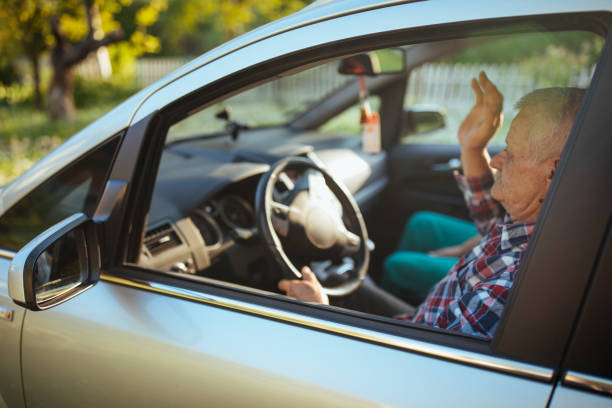istock Nervous senior man in car 955671498