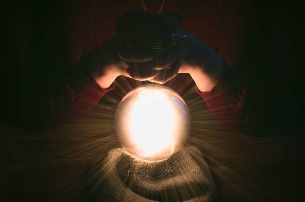 istock Crystal ball.  The seance.  Fortune teller.  Future reading. 955676152