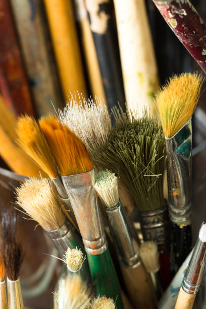 istock brushes of an artist 955707244