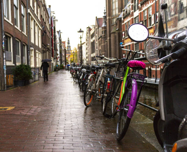 istock streets of amsterdam 955724034