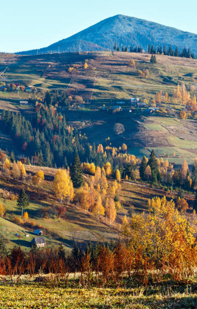 istock Autumn Carpathian village, Ukraine. 955729598