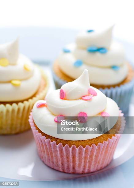 Cupcakes Stockfoto und mehr Bilder von Blau - Blau, Buttercreme, Cupcake