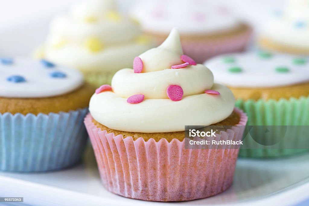 Cupcakes - Foto de stock de Alimentação Não-saudável royalty-free