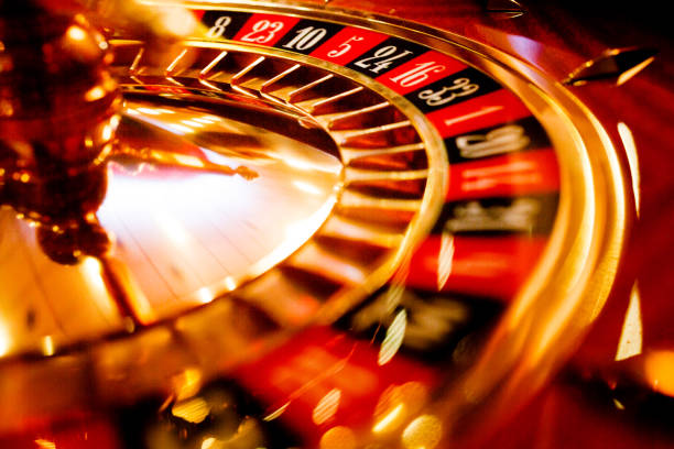 Roulette Wheel Spinning Roulette Wheel Spinning casarsaguru stock pictures, royalty-free photos & images