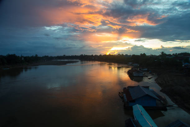 istock Sunset on Kapuas Hulu 955768288