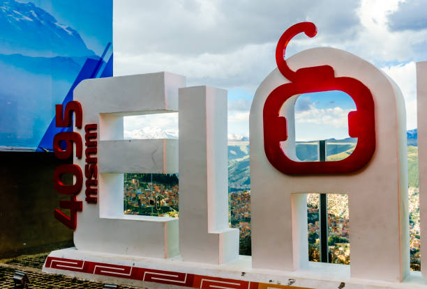istock spetacular viewing platform in La Paz 4095 meter high - Bolivia 955771934