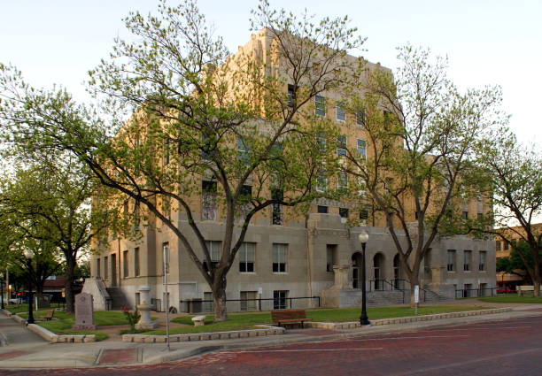 istock EASTLAND COUNTY COURTHOUSE 955780160