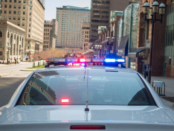 istock Police car responds to an emergency 955789130
