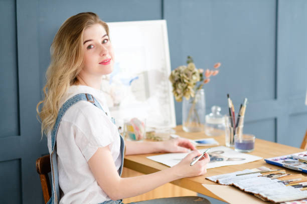 istock art therapy painting class courses watercolor 955789188
