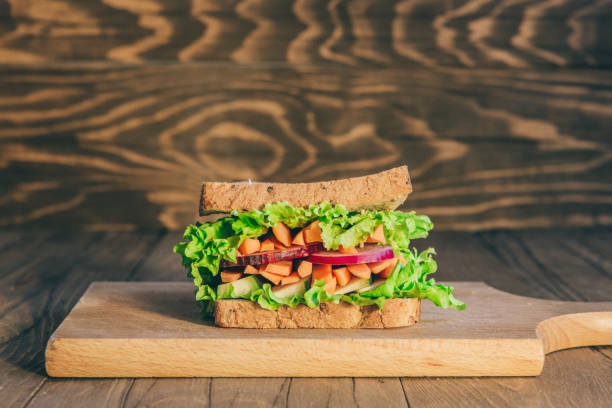 istock Rich and Colorful Vegan Sandwich 955829084