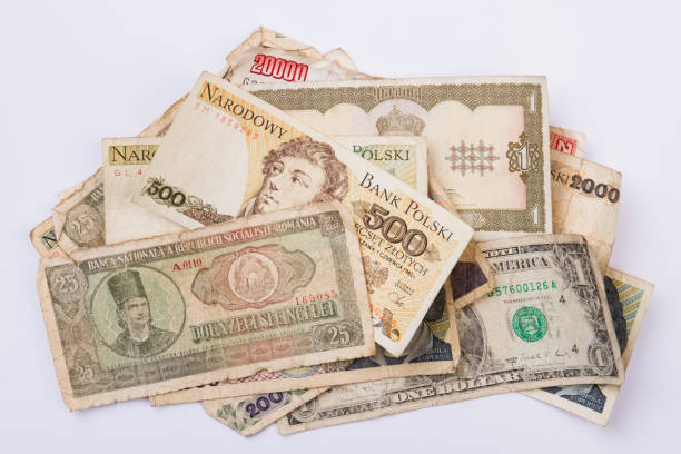 istock Currencies of different countries, flat lay. 955873424