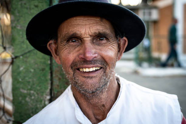 istock Senior farmer/countryside man 955886852