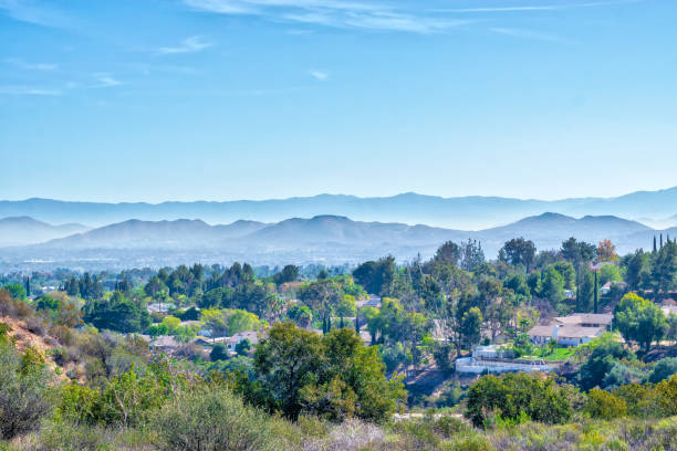 istock Inland empire suburbs in the morning 955895666