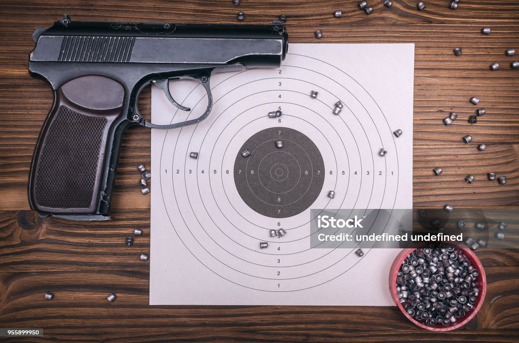 Gun Shooting Practice Shooting Range Stock Photo - Download Image Now - Air  Gun, Bullet, Aiming - iStock