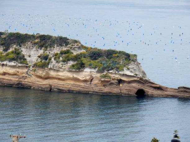 istock Glimpse of Pennata Island 955928124