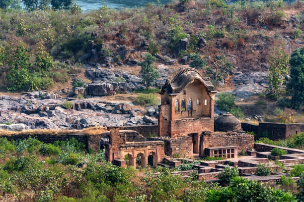 istock Ruins of ancient hinduistic temple, Orchha, India 955936806