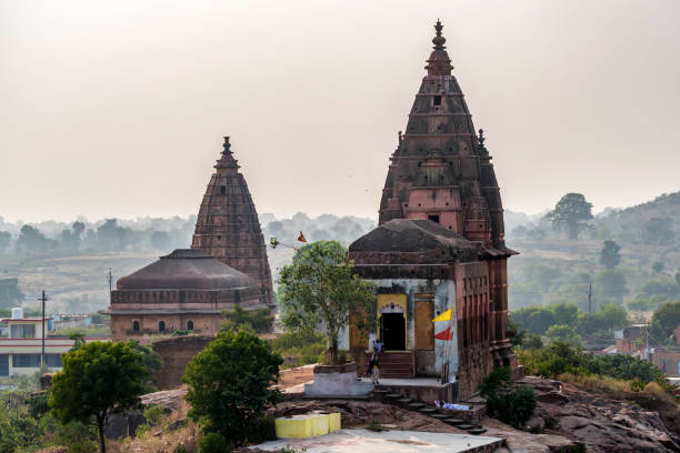 istock Chaturbhuj Temple in Orchha, India 955937826