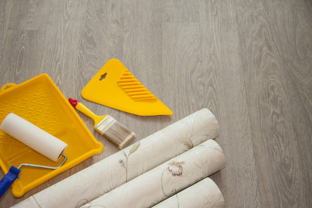 istock Wallpaper and accessories for glue wallpaper 955941976