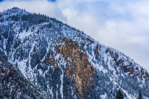 istock Yellowstone National Park mtn rock 2 955942934