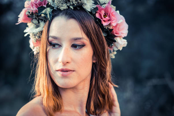 istock Beauty With Wreath in Nature 955958506