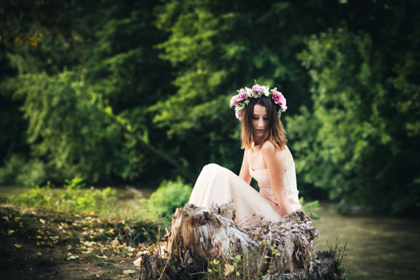 istock Beauty With Wreath in Nature 955968492