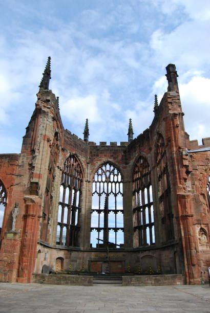 istock Coventry Cathedral, West Midlands, UK 955980120