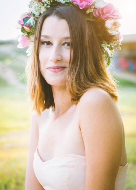 istock Beauty With Wreath in Nature 955998236