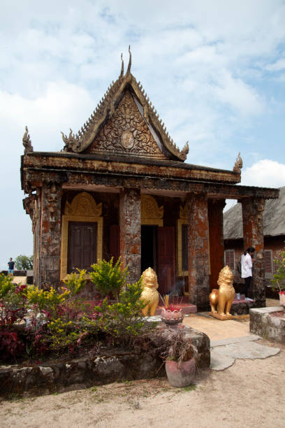 istock View of Wat Sampov Pram entrance 955999824