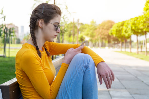 istock Sad teenager 956003018