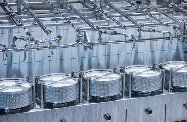 istock Liquid Cheese at Production Line 956005240