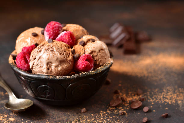 istock Homemade chocolate ice cream 956015318