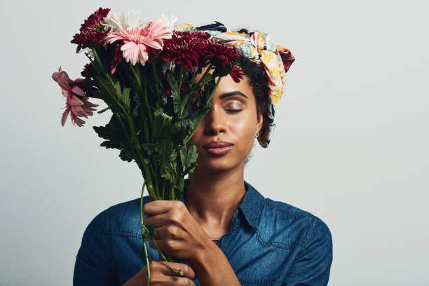 istock Gentle like a petal, dangerous like a thorn 956061748