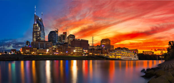 istock Nashville, TN skyline 956099522
