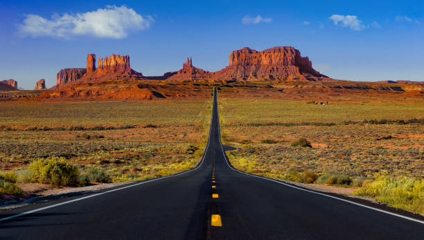 istock Monument valley at sunrise 956105598